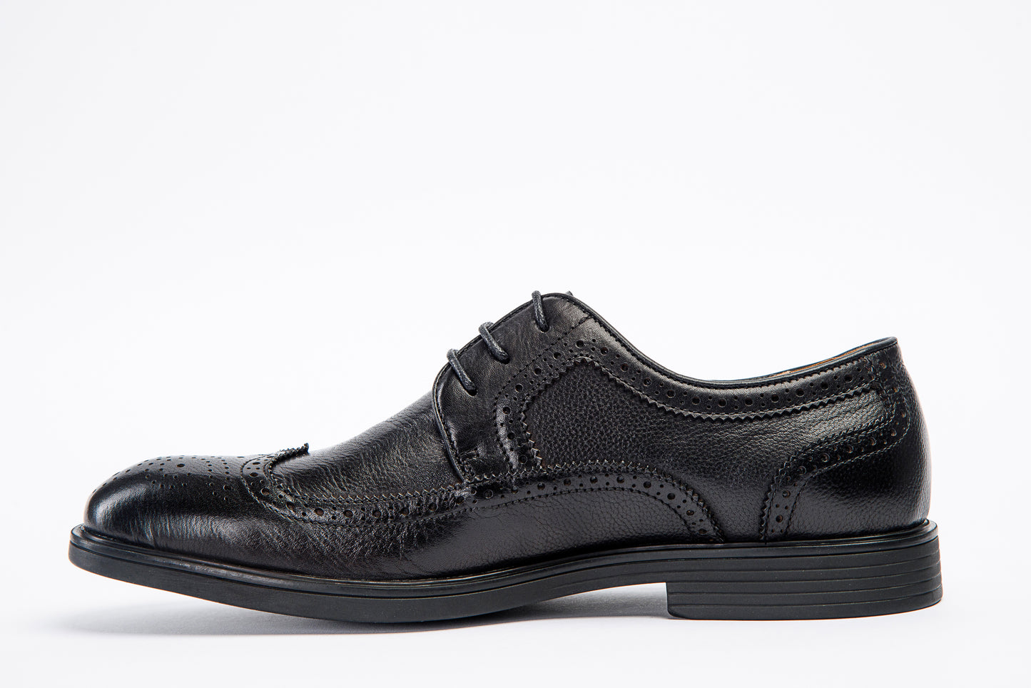 Cairn – Black
leather shoes
classic shoes
footwear
oxford shoes
shoes
mens shoes
men's shoes
shoe stores near me