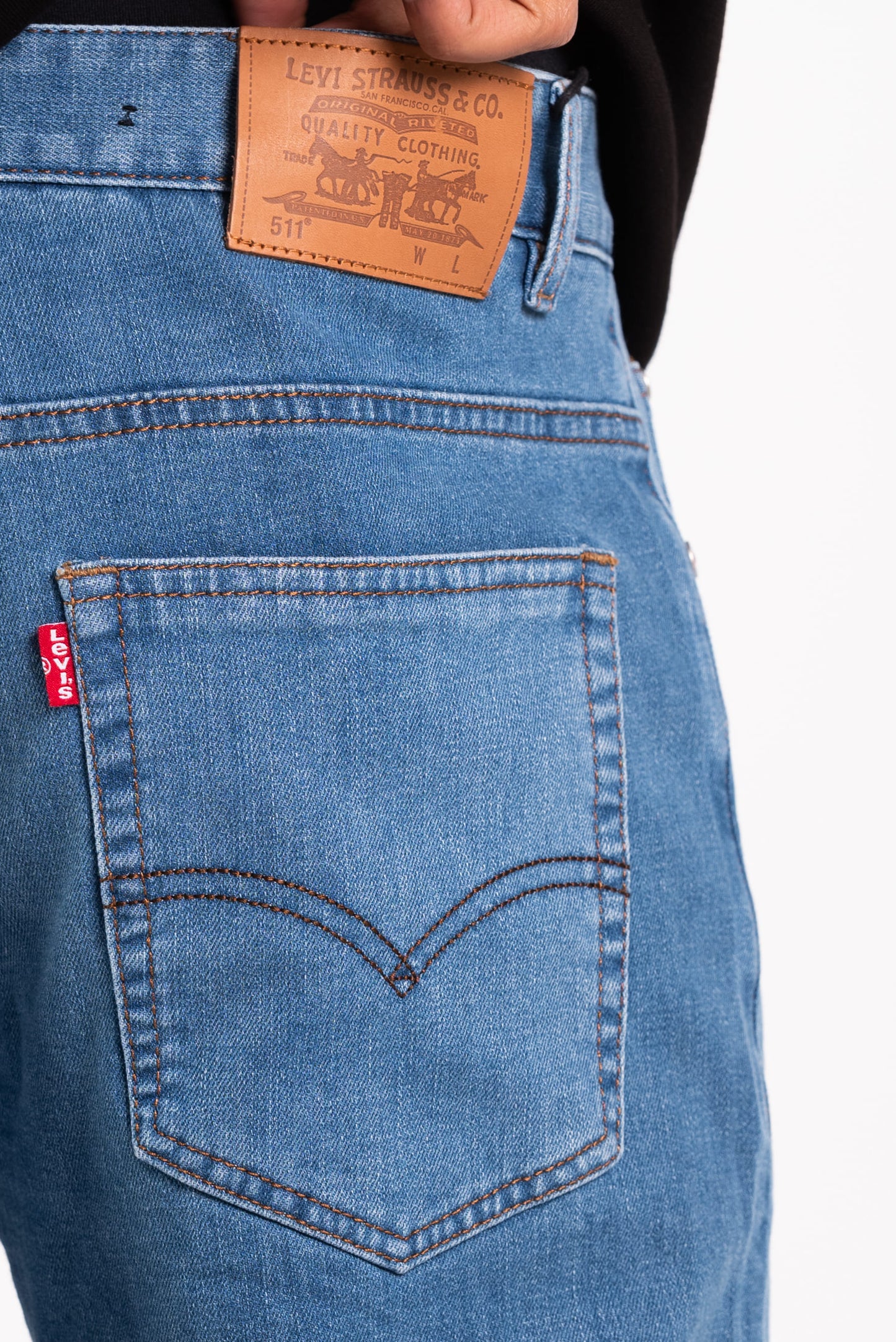 Straight Fit Jeans – Light Blue