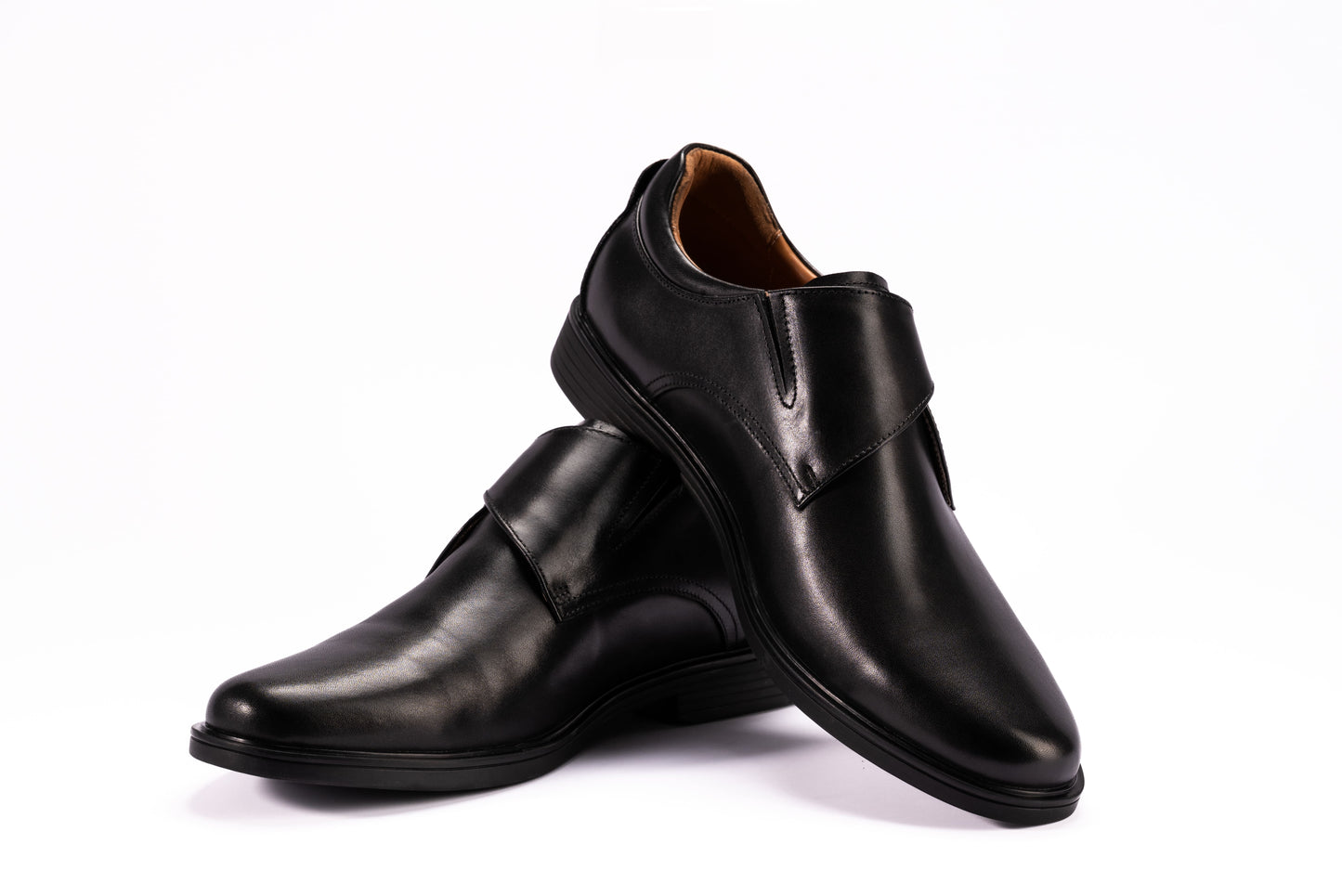 Brux – Black (Classic Sole)