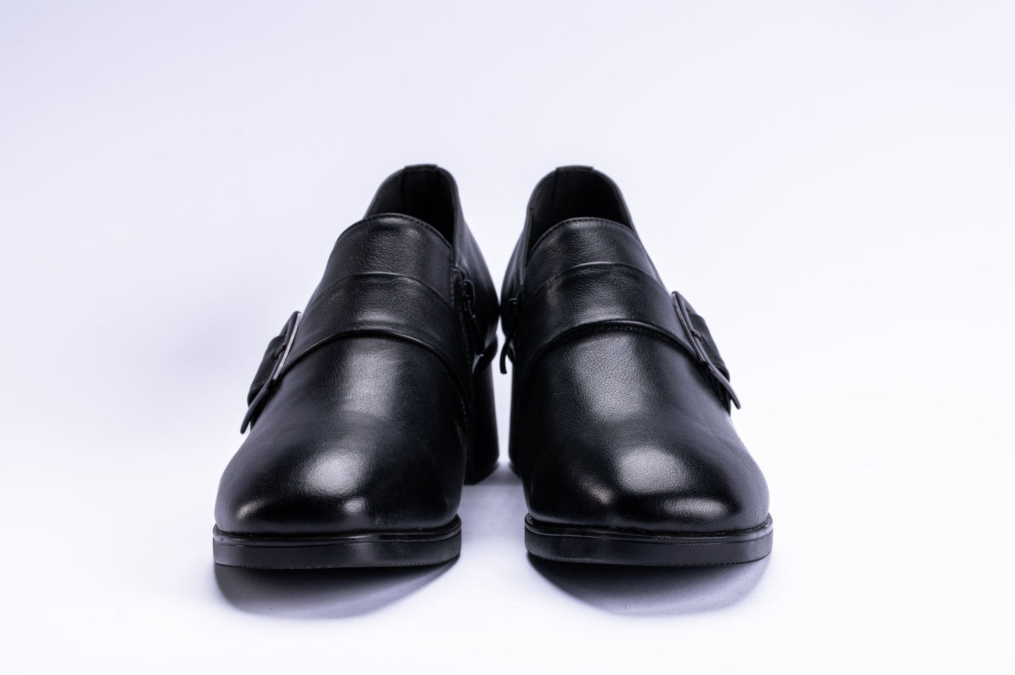 Viora – Black