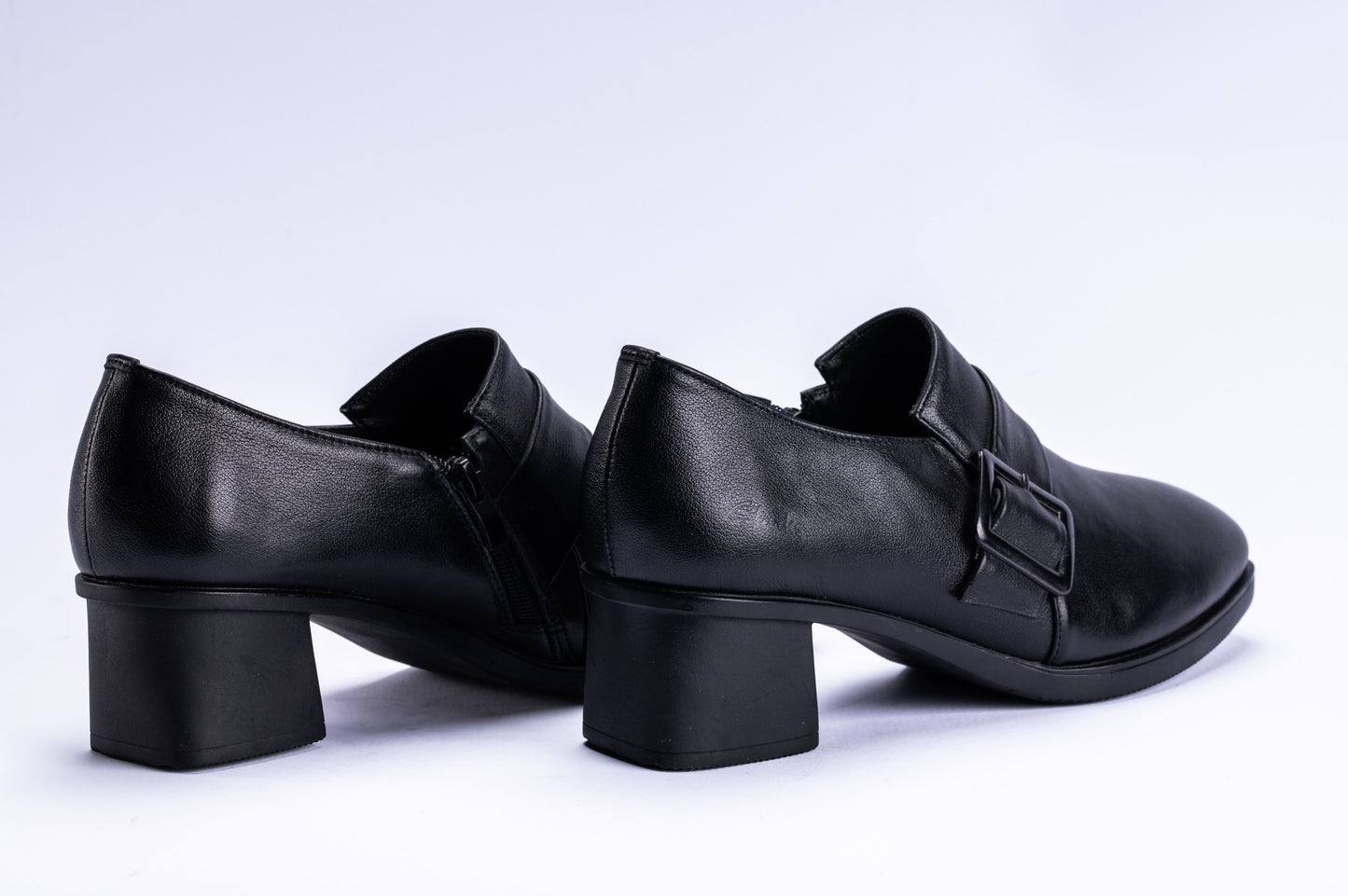 Viora – Black