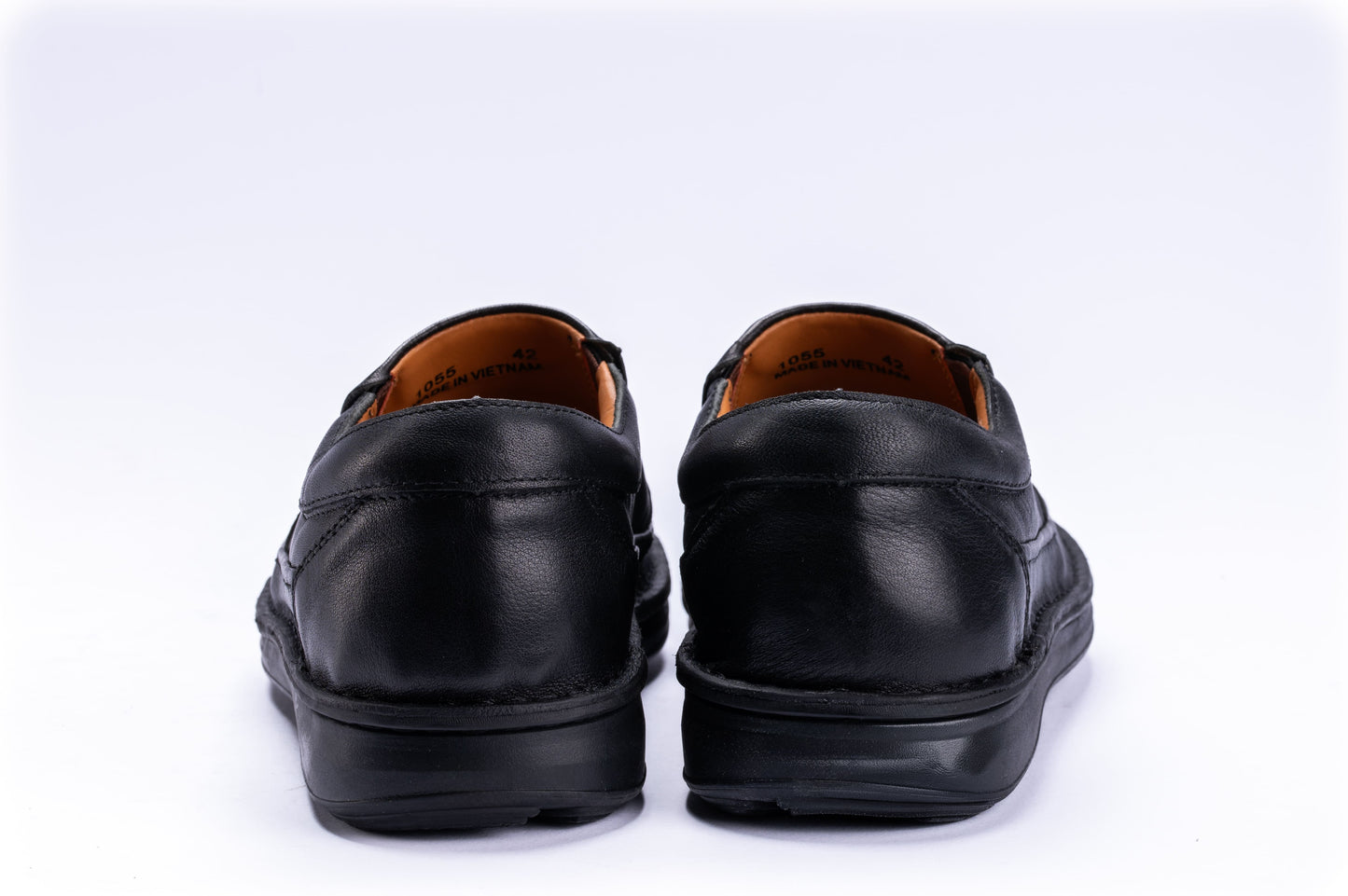 Hale – Black