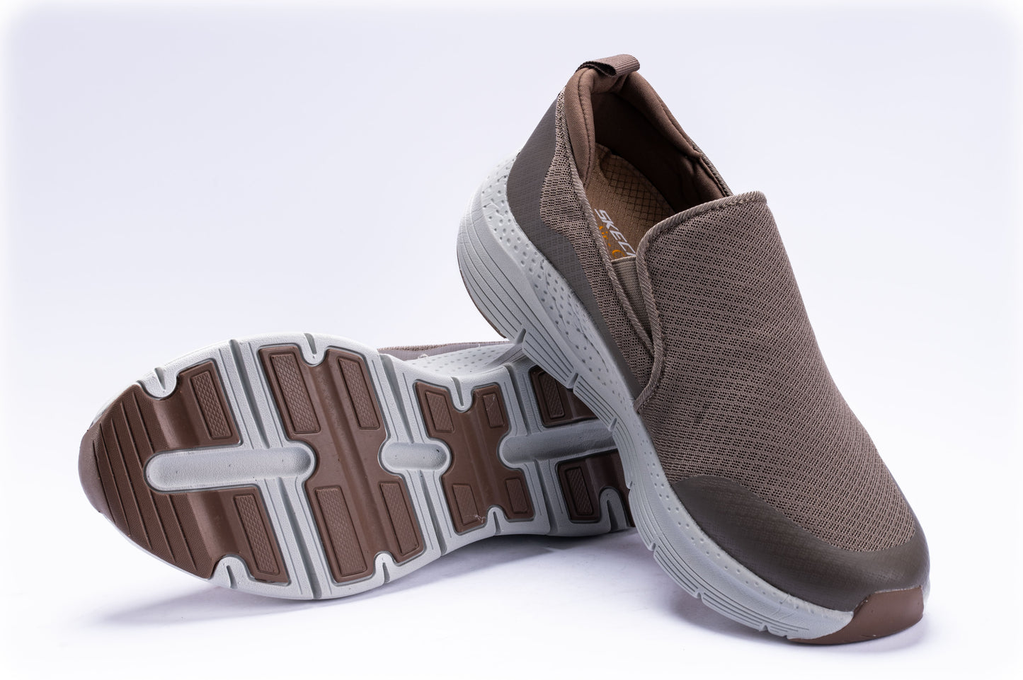 Go Walk Arch Fit 2.0 – Beige (Slip-On)