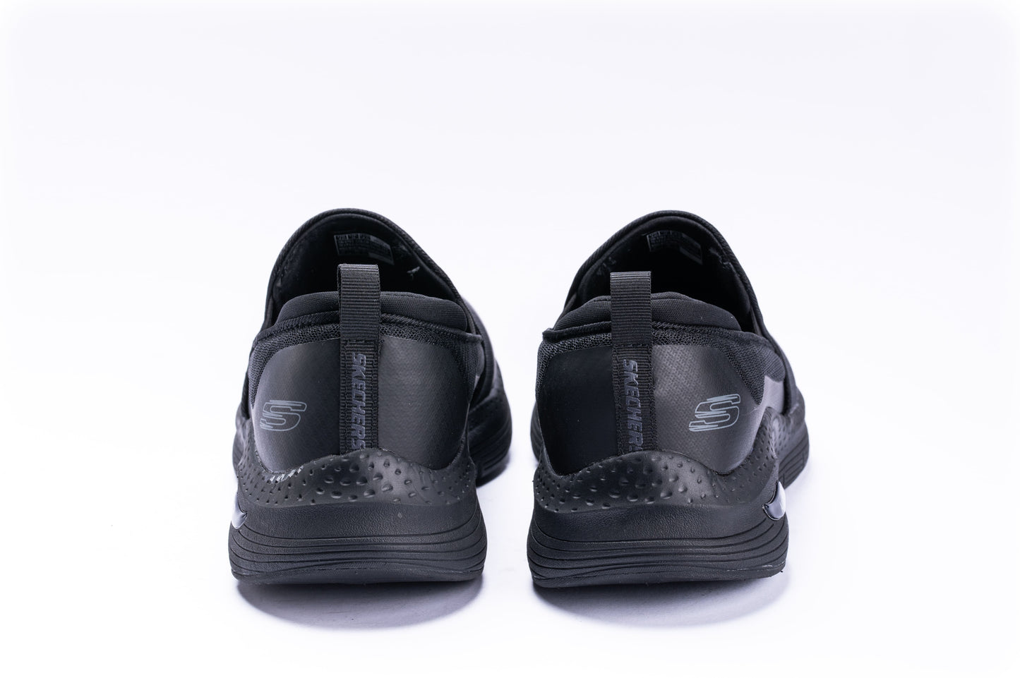 Go Walk Arch Fit 2.0 – Black (Slip-On)