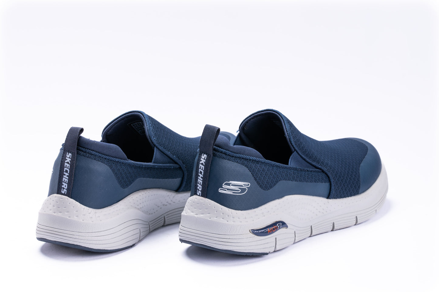 Go Walk Arch Fit 2.0 – Navy (Slip-On)