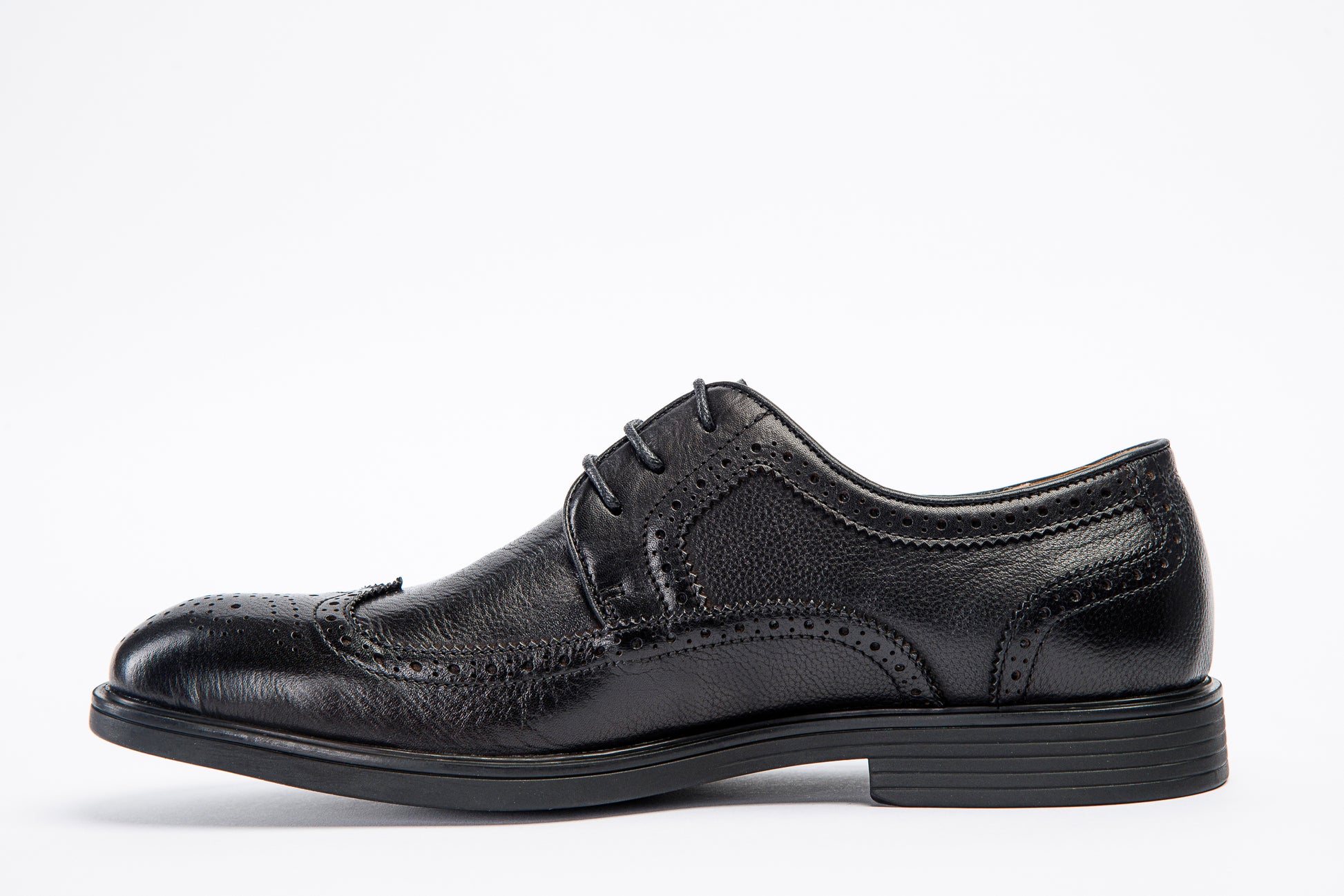 Cairn – Black
leather shoes
classic shoes
footwear
oxford shoes
shoes
mens shoes
men's shoes
shoe stores near me
