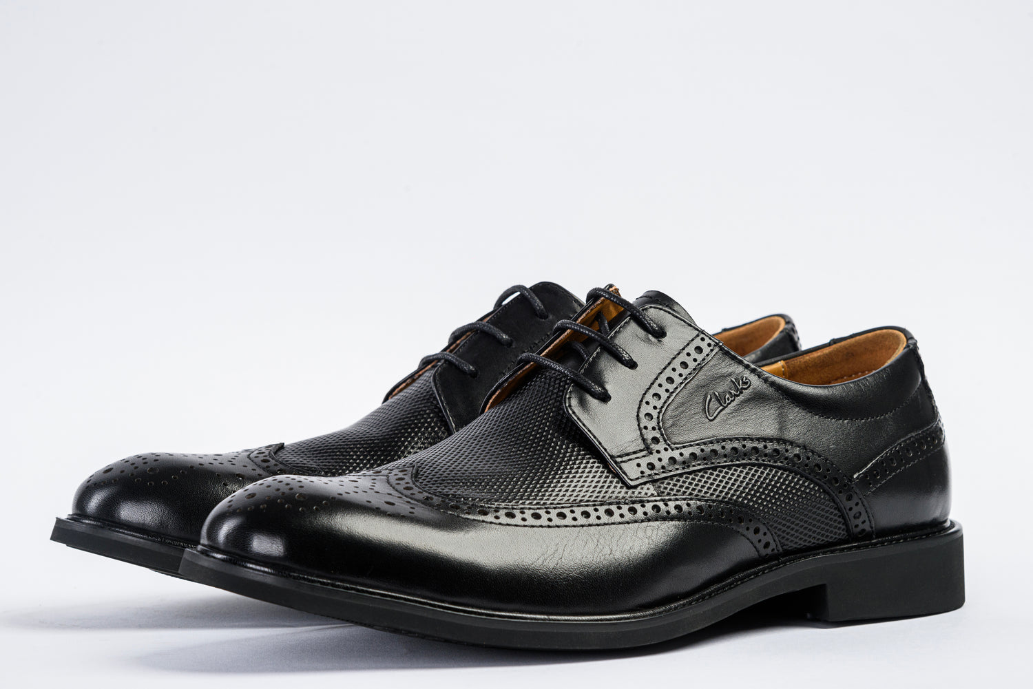 Chairman — Black
leather shoes
classic shoes
footwear
oxford shoes
shoes
mens shoes
men's shoes
shoe stores near me