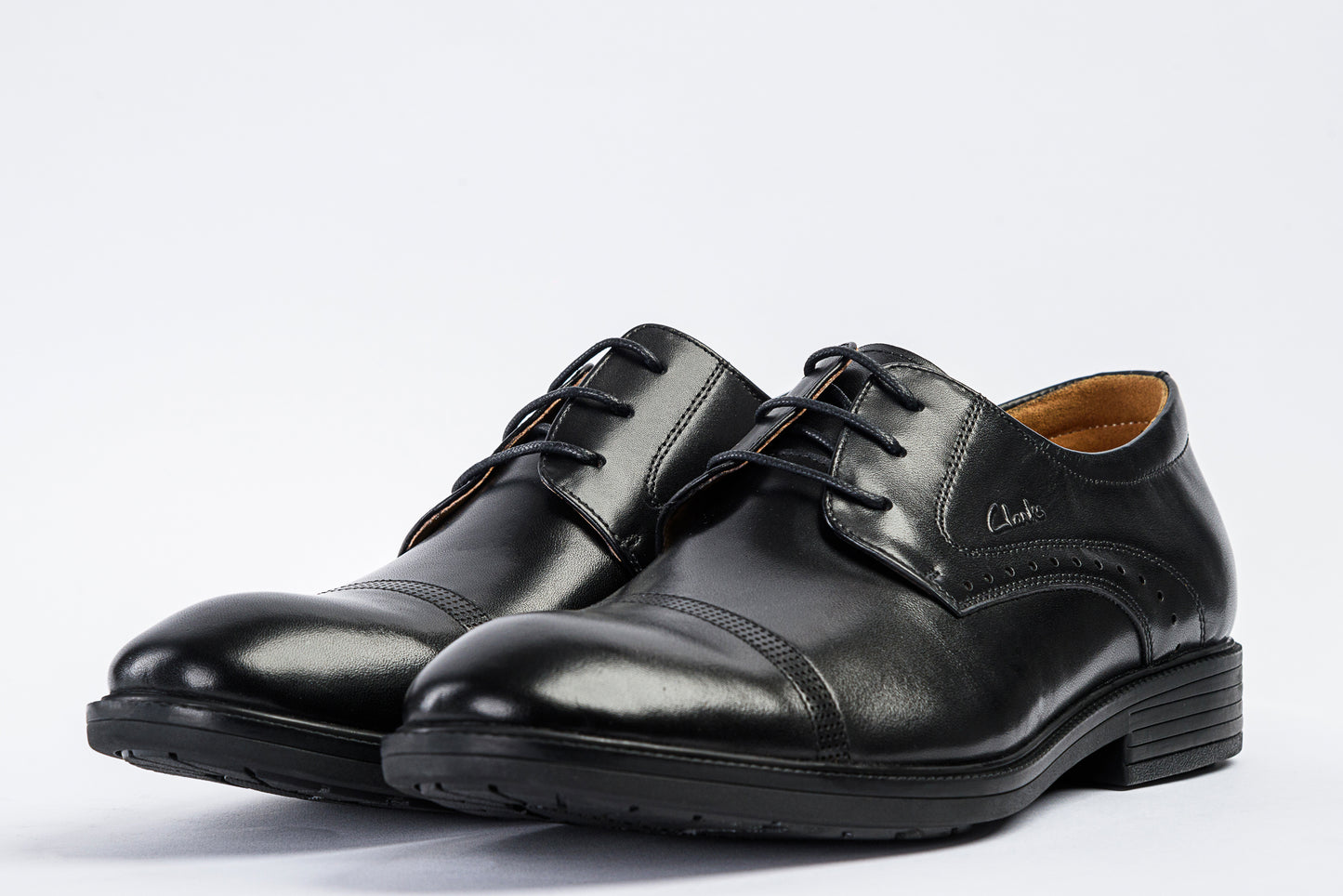 Bern – Black
leather shoes
classic shoes
footwear
oxford shoes
shoes
mens shoes
men's shoes
shoe stores near me