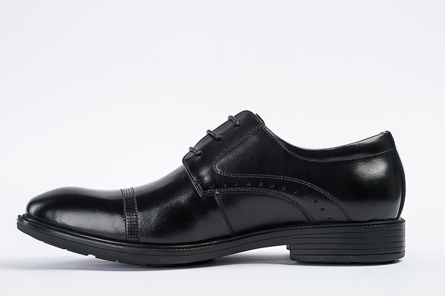 Bern – Black
leather shoes
classic shoes
footwear
oxford shoes
shoes
mens shoes
men's shoes
shoe stores near me
